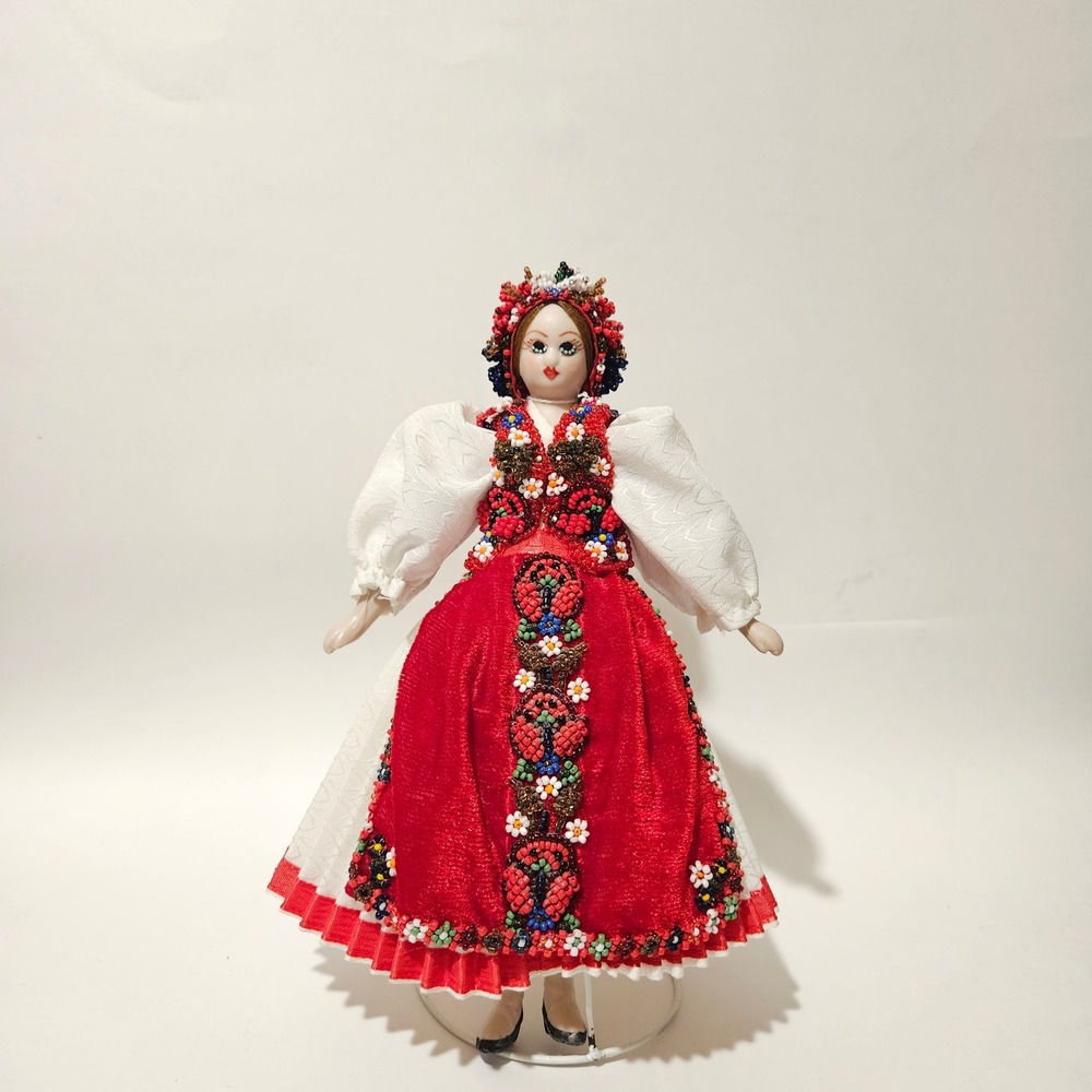 Vintage Hungarian Folk Doll Budapest 1997 Beaded Costume Porcelain 9.5 inch